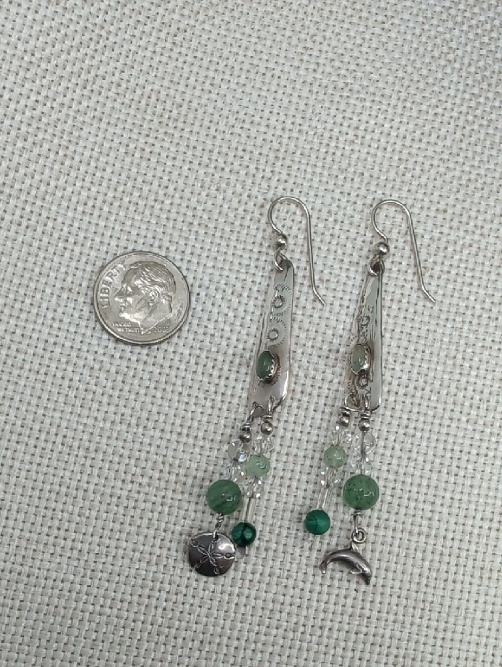 Vintage 925 Sterling Silver Green Stone Dolphin Sand Dollar Dangle Earrings - Picture 8 of 17